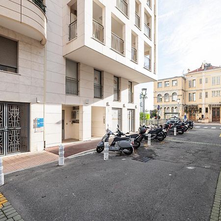 Studio Centre Terrasse Climatisation 50M Plage 芒通 外观 照片