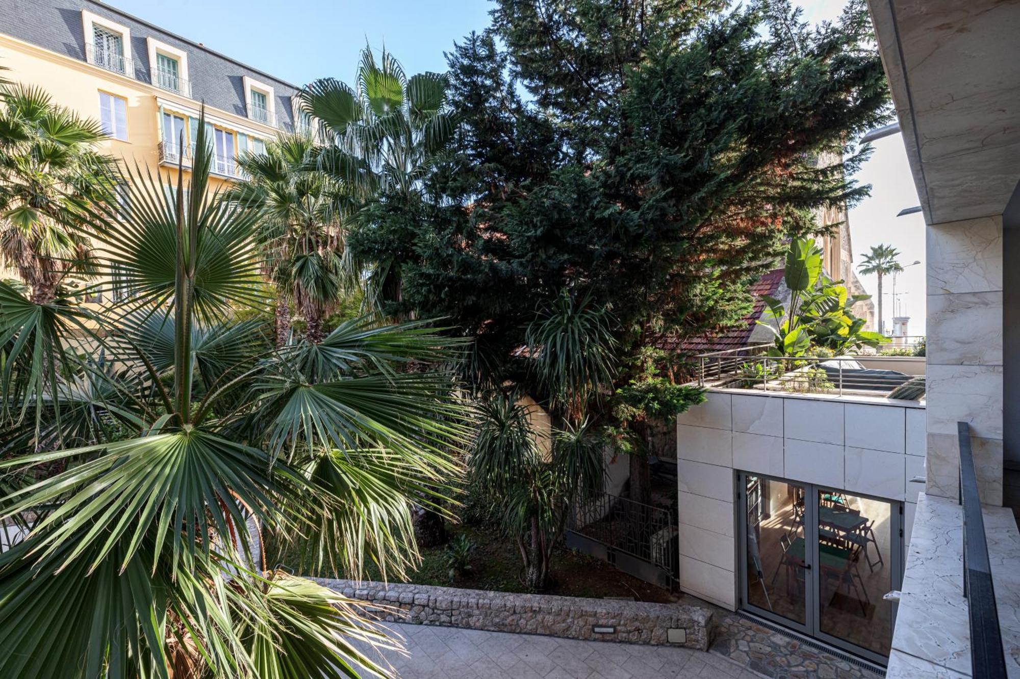 Studio Centre Terrasse Climatisation 50M Plage 芒通 外观 照片